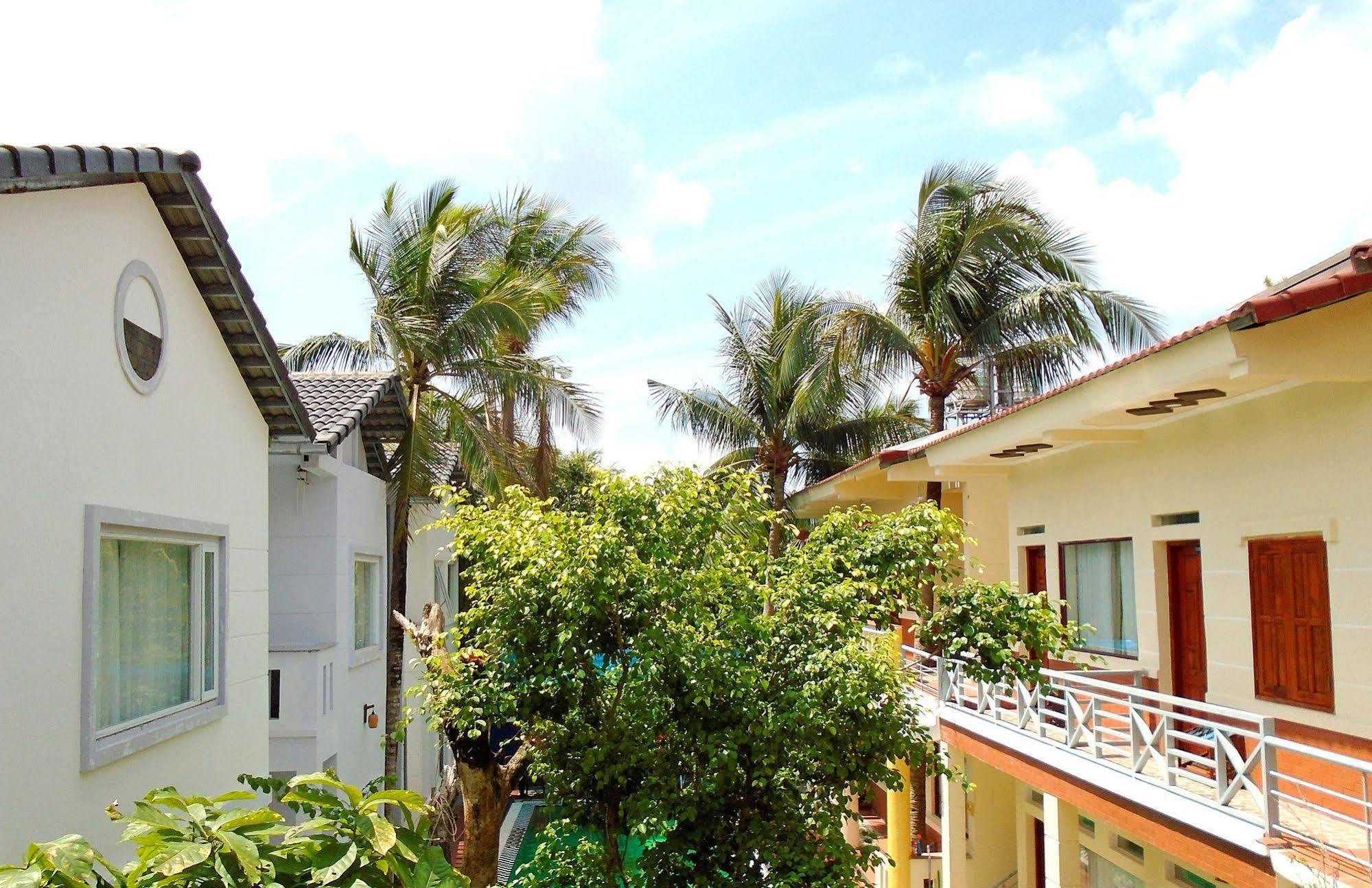 Oyo 614 Phu Quy Resort Екстер'єр фото