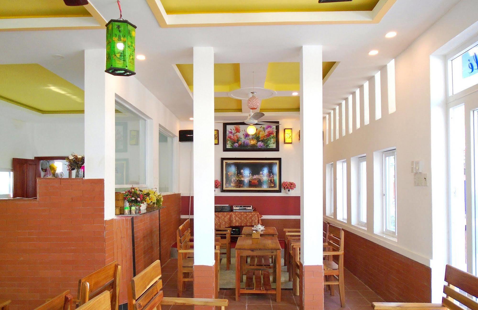 Oyo 614 Phu Quy Resort Екстер'єр фото
