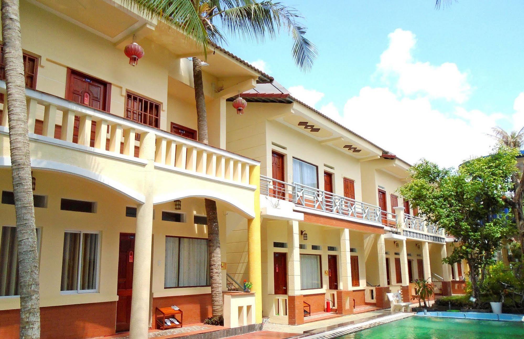 Oyo 614 Phu Quy Resort Екстер'єр фото